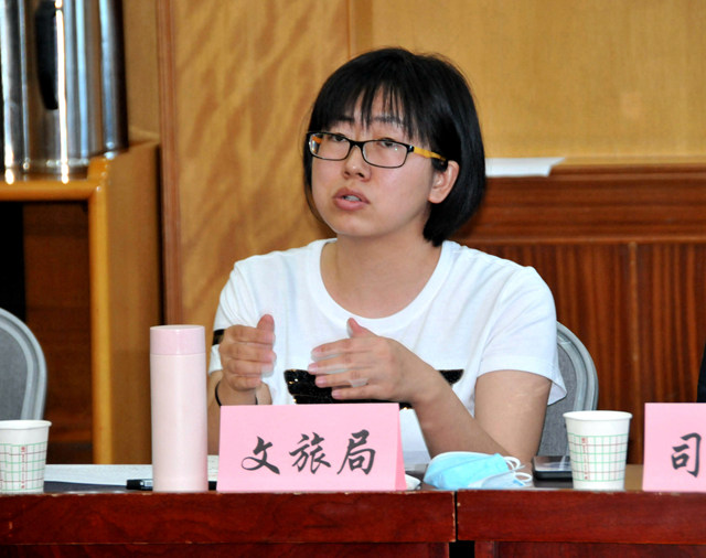 4发言人 (3).jpg