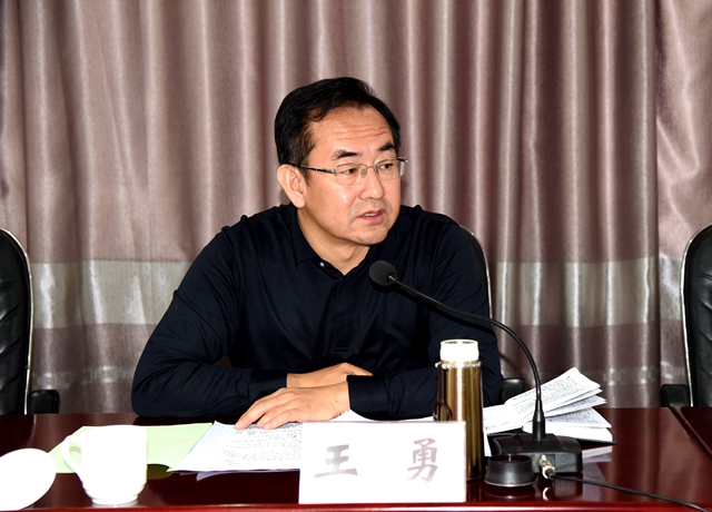 市环境监察支队队长王勇.jpg