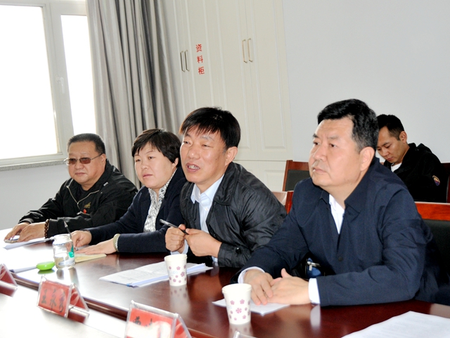 2参会人员.JPG