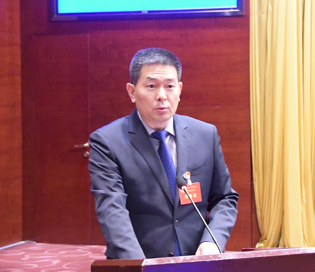 16听取市司法局局长王映中关于全市社区矫正工作的专项履职报告_副本.jpg