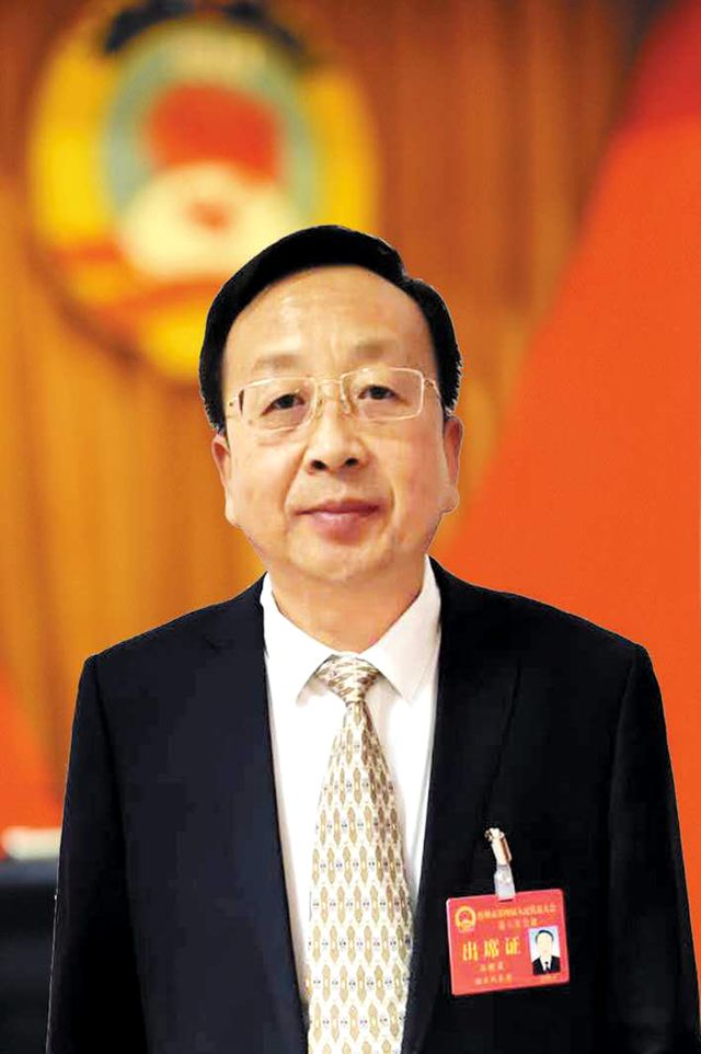 吕新荣.jpg