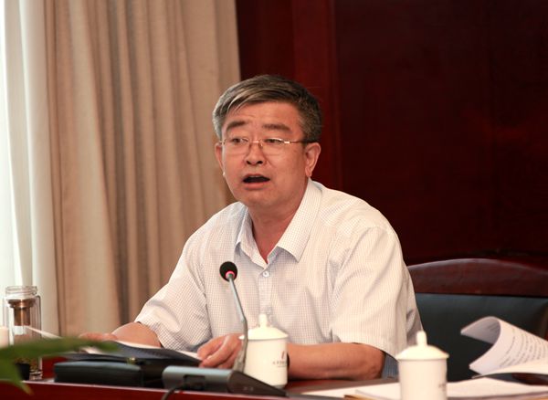 11市人大常委会委员李彦斌发言.JPG
