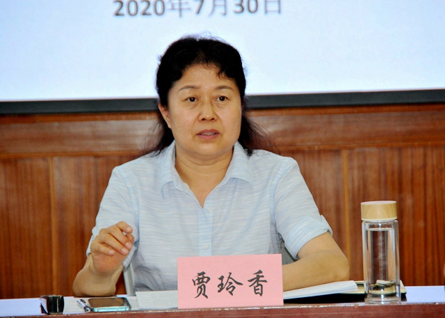 2市人大常委会副主任贾玲香讲话.jpg