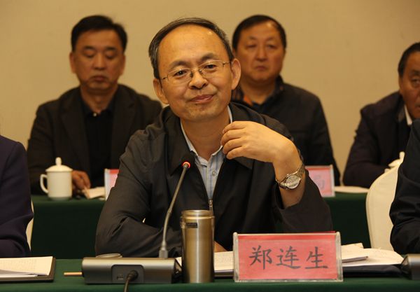 郑市长_副本.jpg