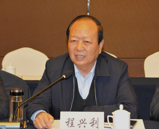 2市人大常委会副主任程兴利主持会议并讲话DSC_2934_副本.jpg