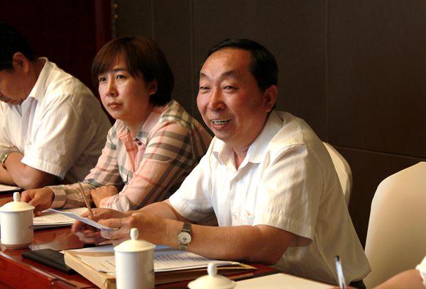12市人大常委会委员杨培旺发言.JPG