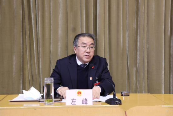 4月22日,原平代表团在该市市委多功能会议厅举行分团会议,讨273.png